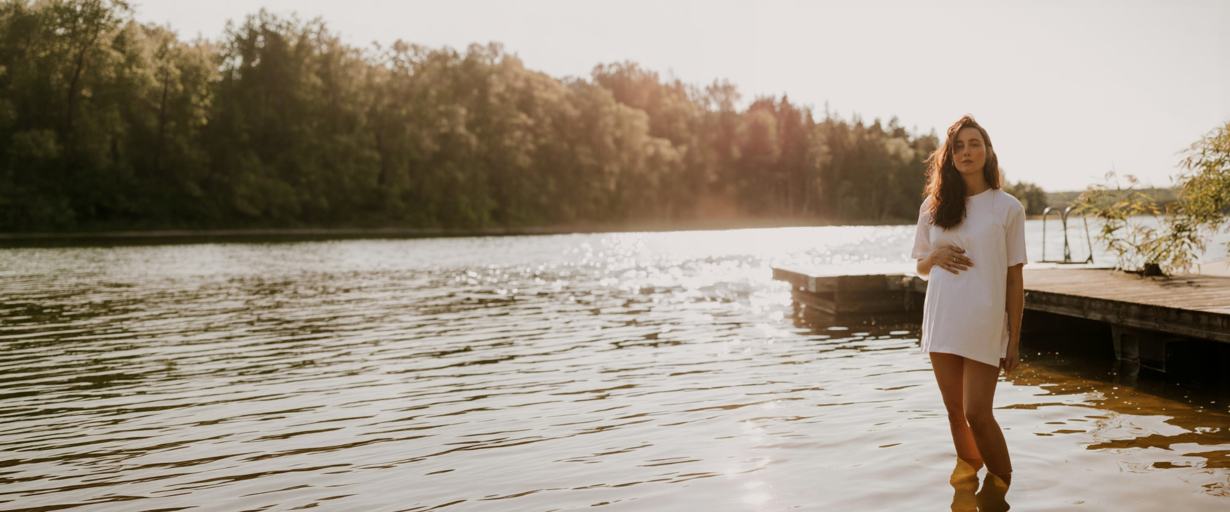 How to Pack for a Summer Vacation at the Lake While Pregnant
