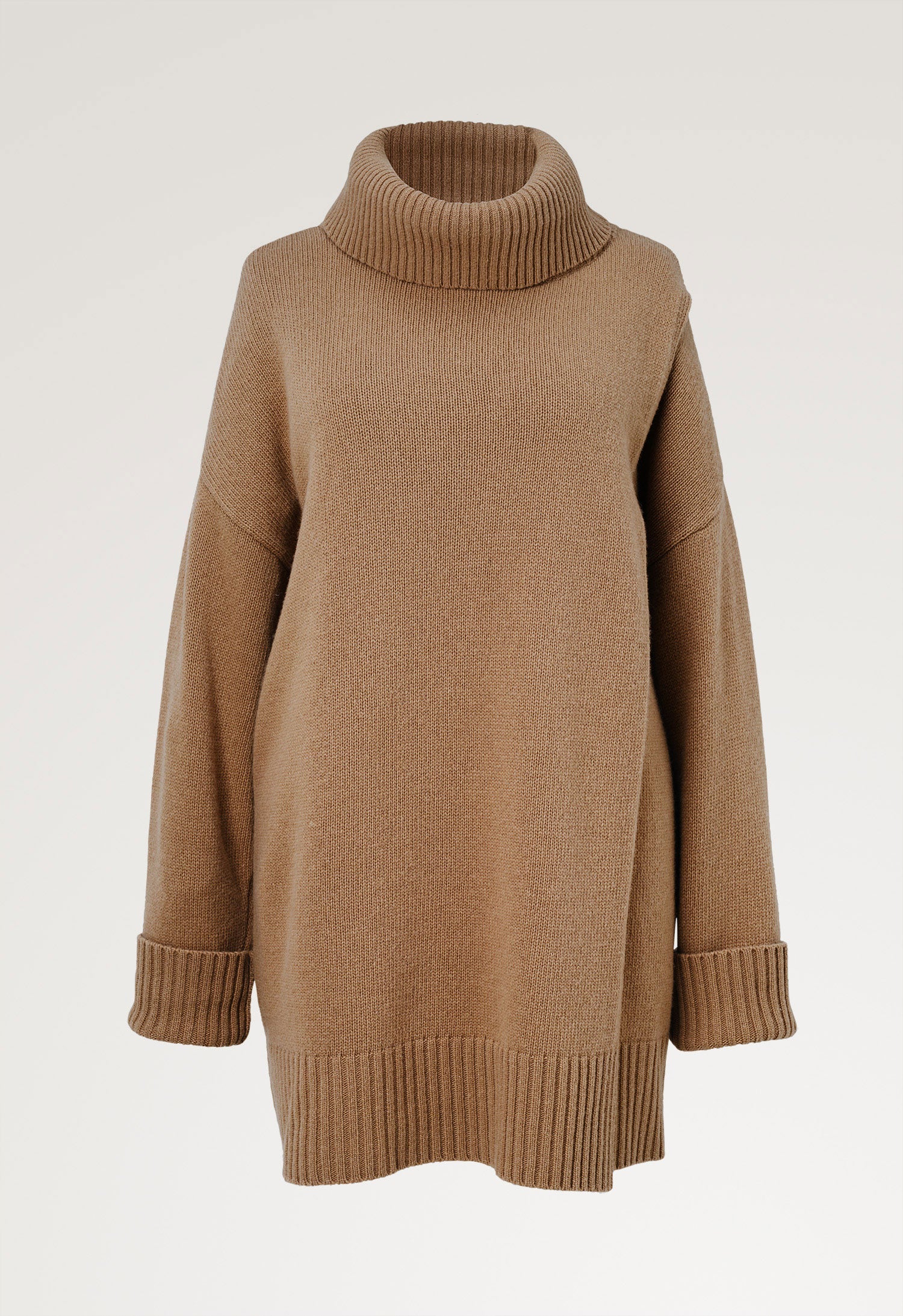Oversized wool maternity sweater with nursing access