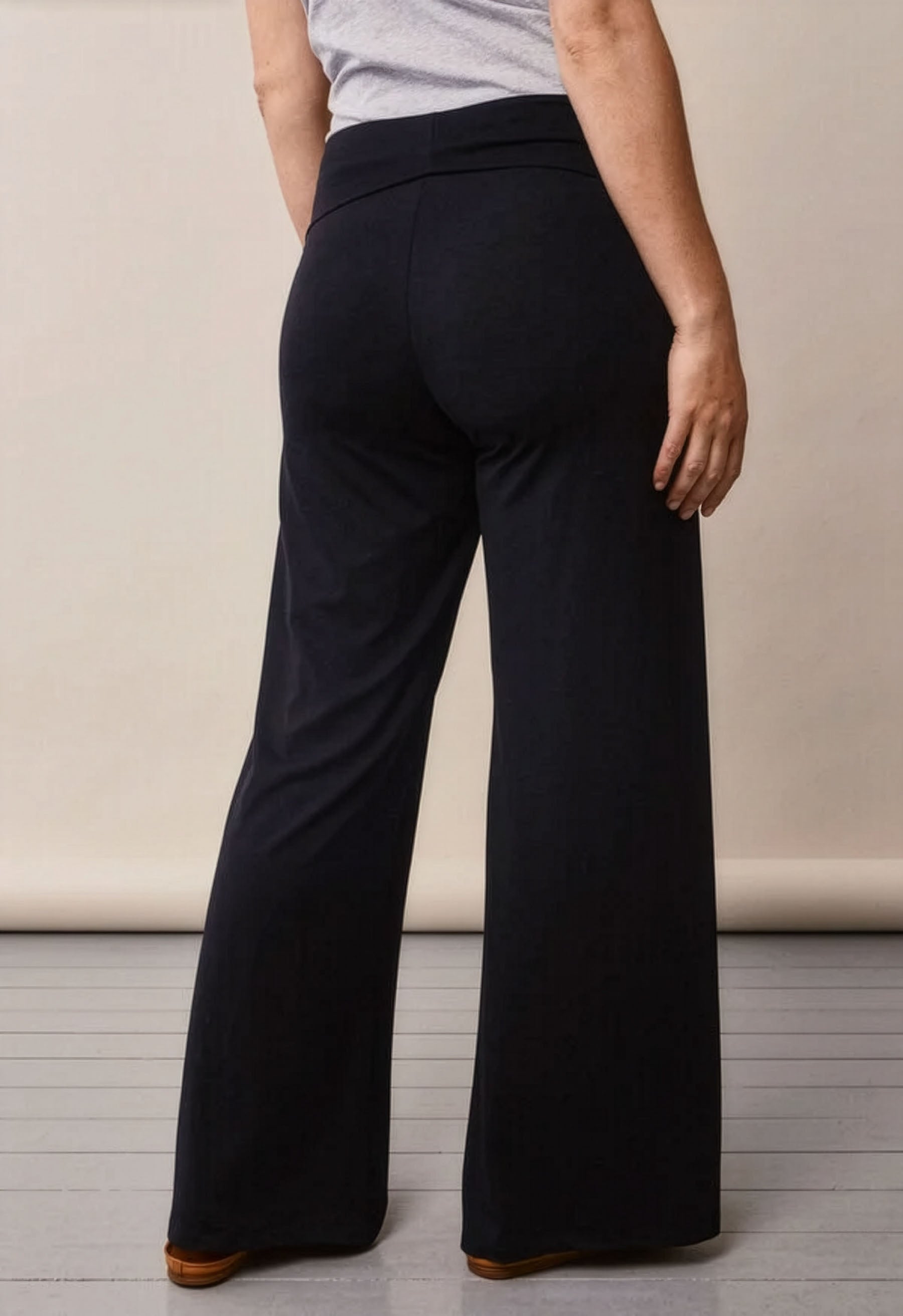 OONO Wide Leg Soft Maternity Pant