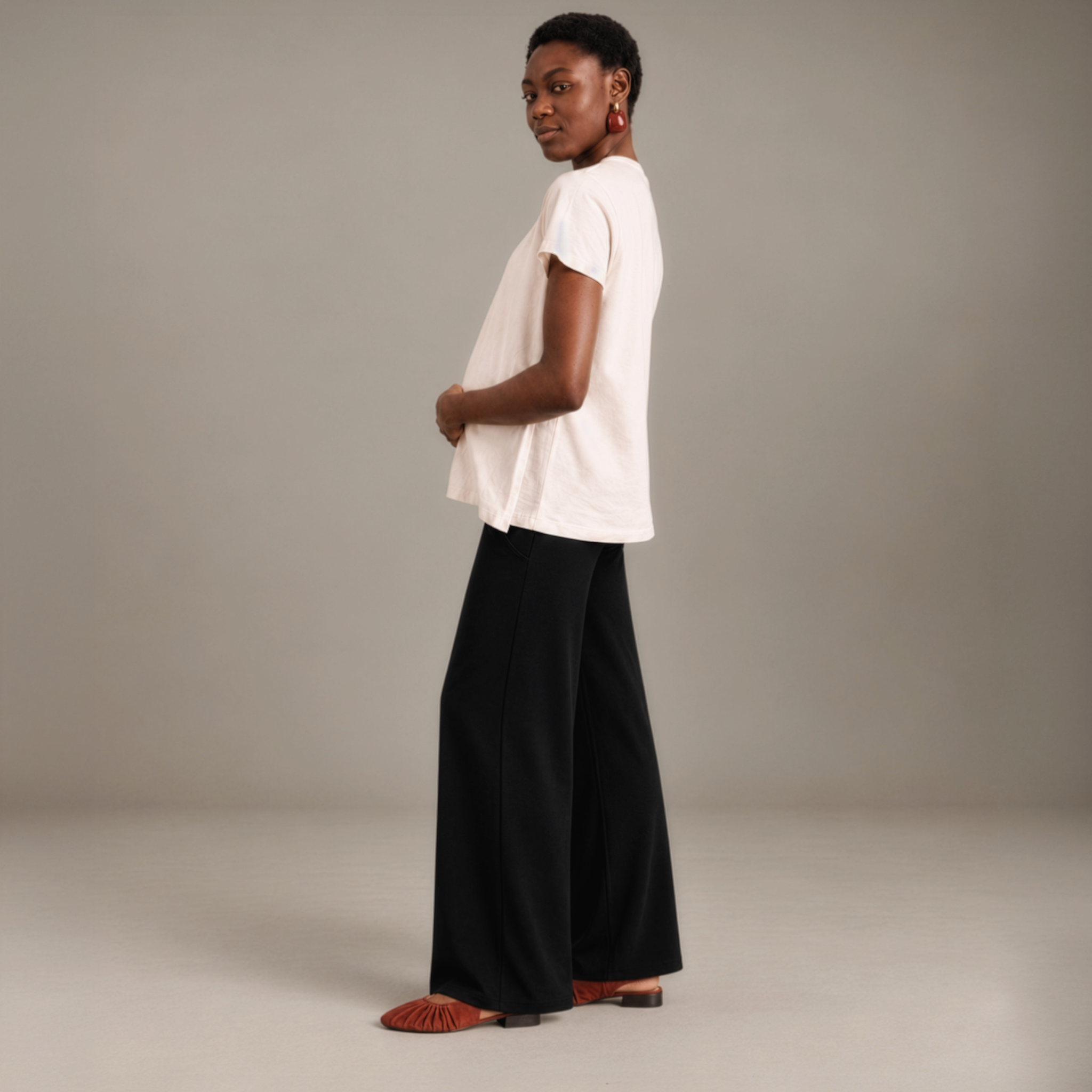 Organic Cotton Maternity & Nursing T-Shirt in Tofu