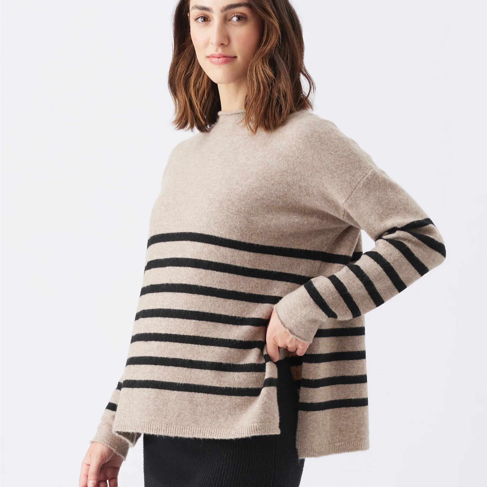 Gerrie Nursing Knit in Mocha & Black