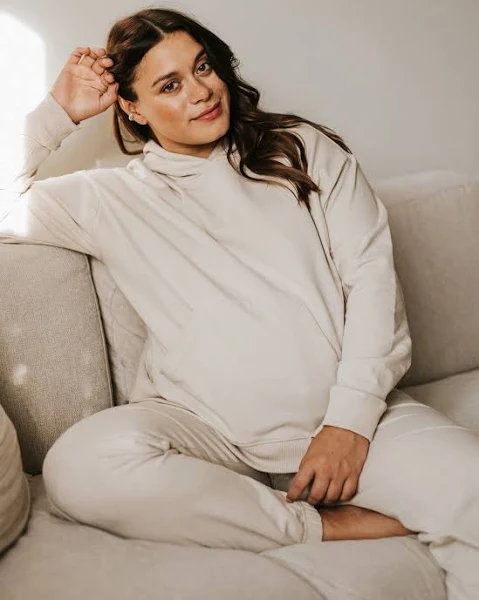 Sweatshirts & Hoodies