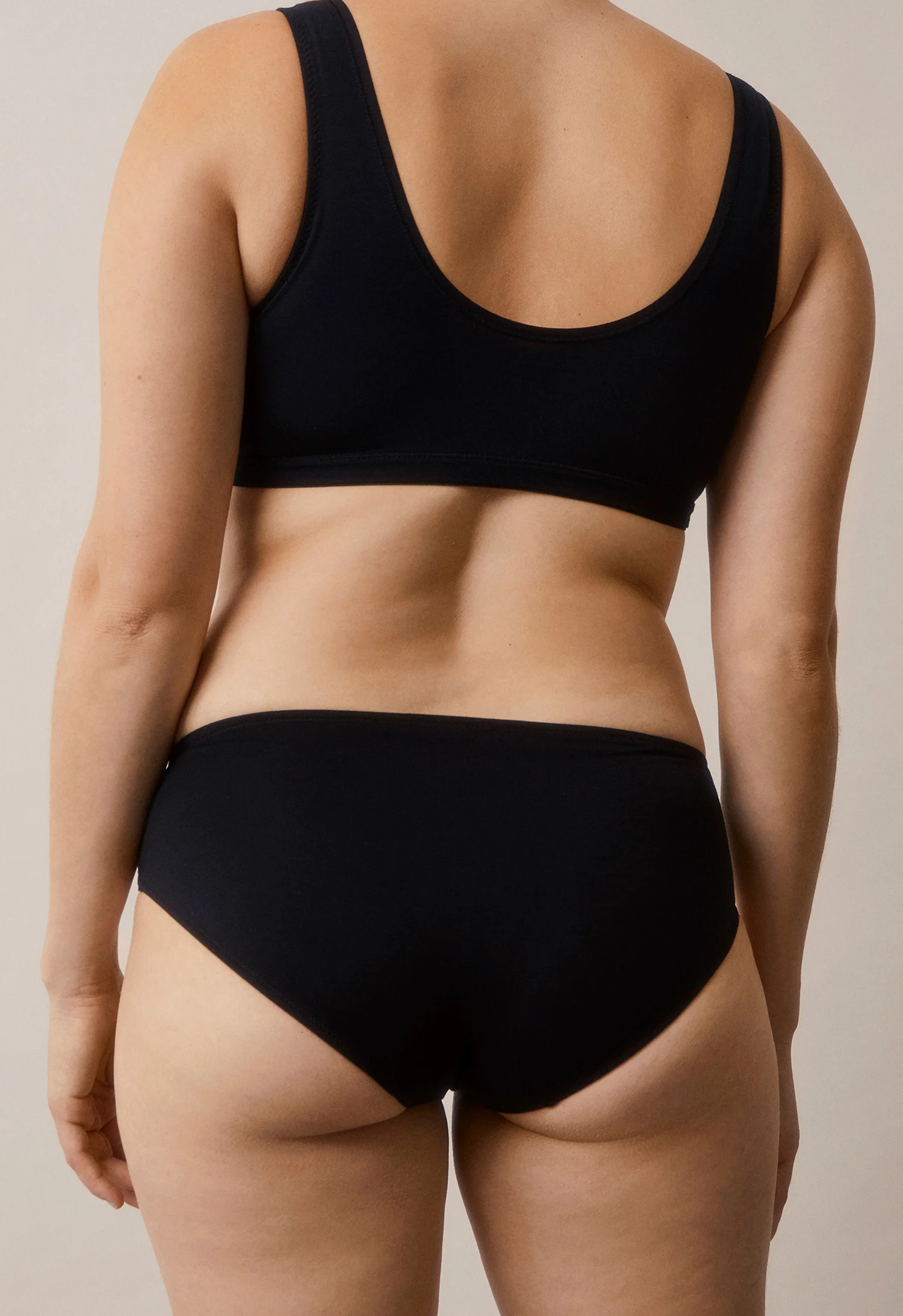 Low Waist Maternity Panties in Black