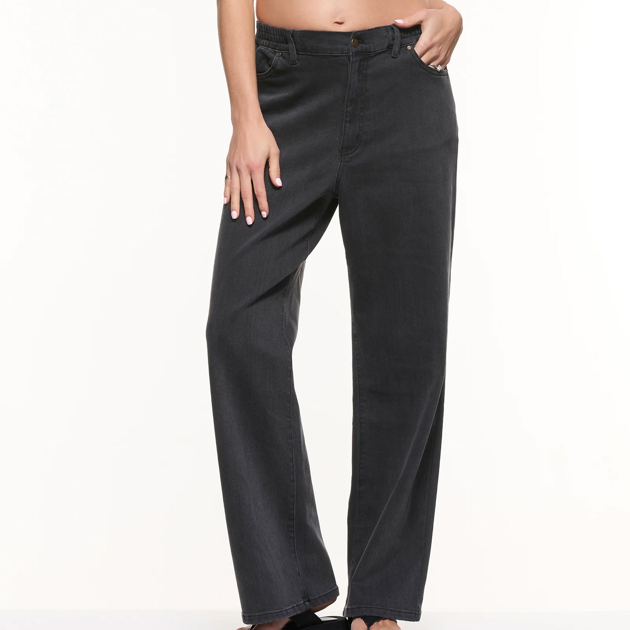 Relaxed Wide Leg Maternity Jeans in Washed Black