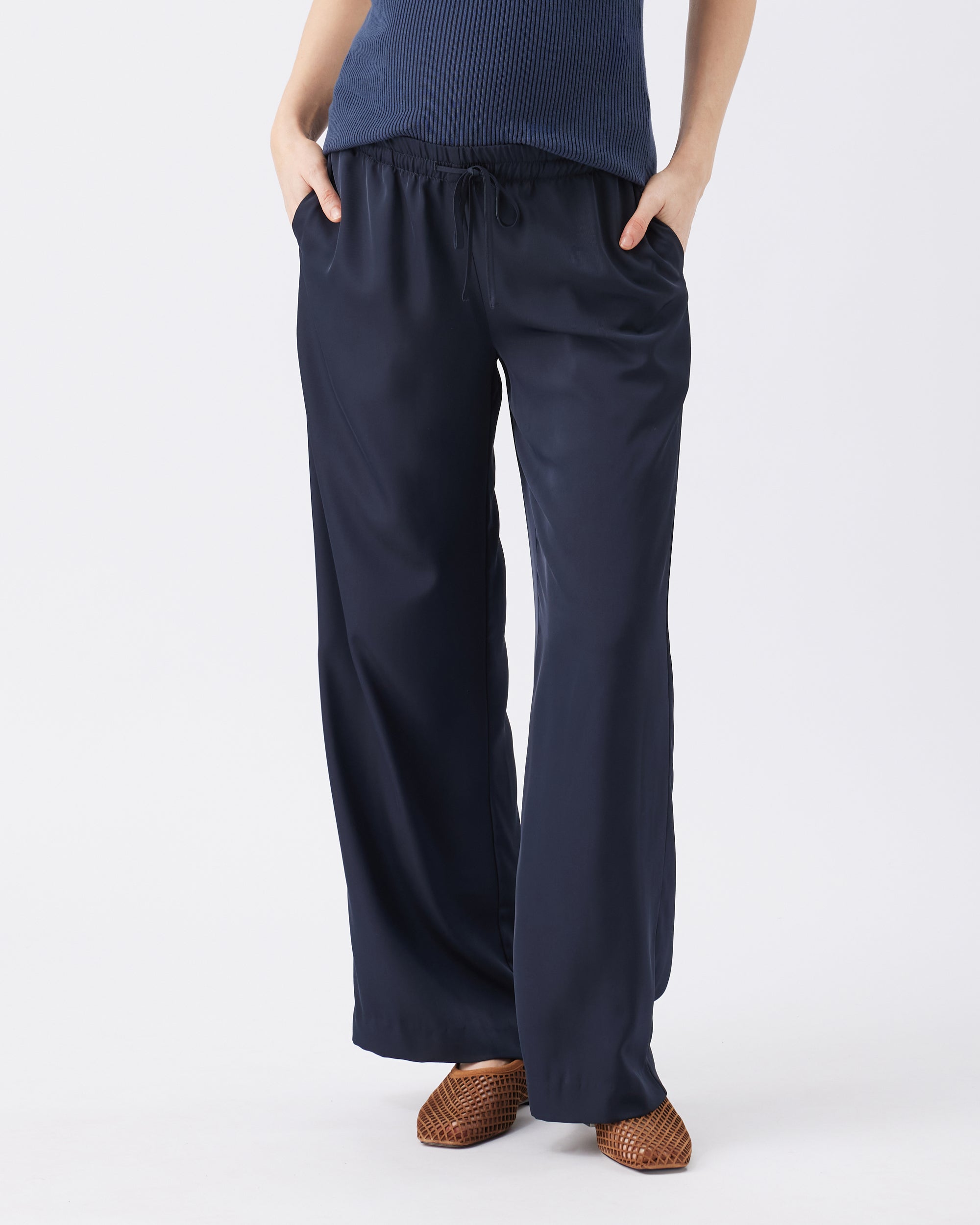Tamara Satin Pull-On Pant in Midnight