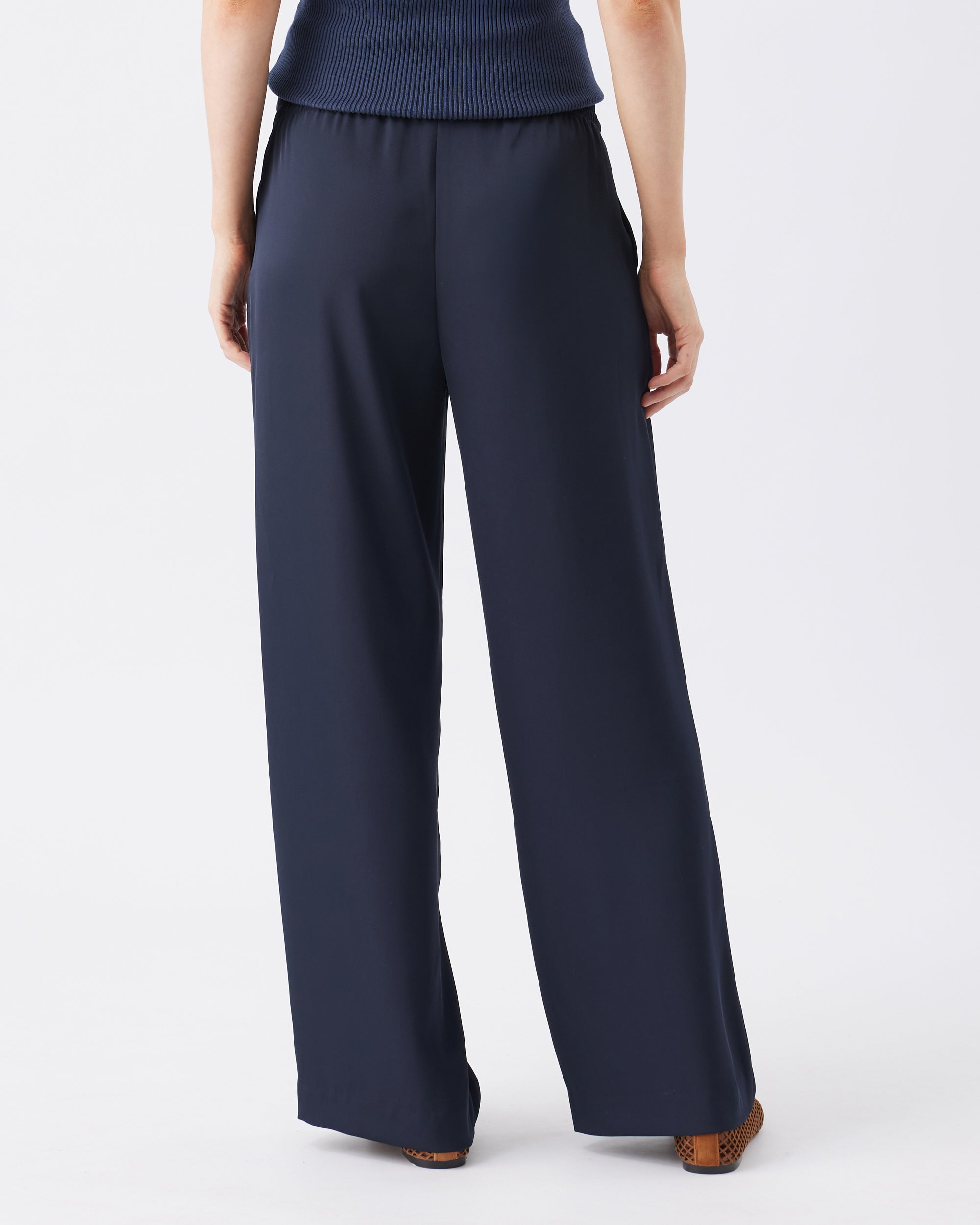 Tamara Satin Pull-On Pant in Midnight